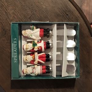 Boston Warehouse. Vintage 1996 Santa Spreaders